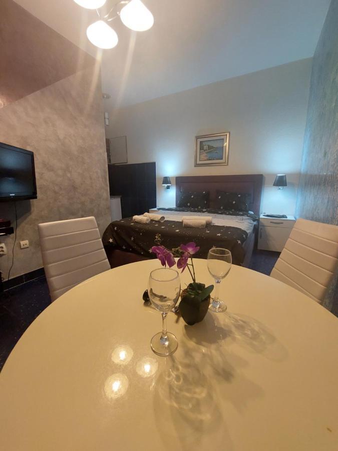 Apartments Ljiljanic Будва Экстерьер фото