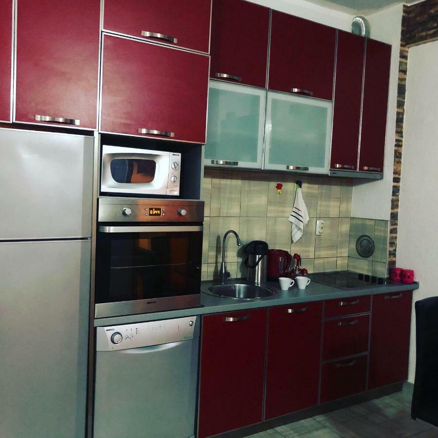 Apartments Ljiljanic Будва Экстерьер фото